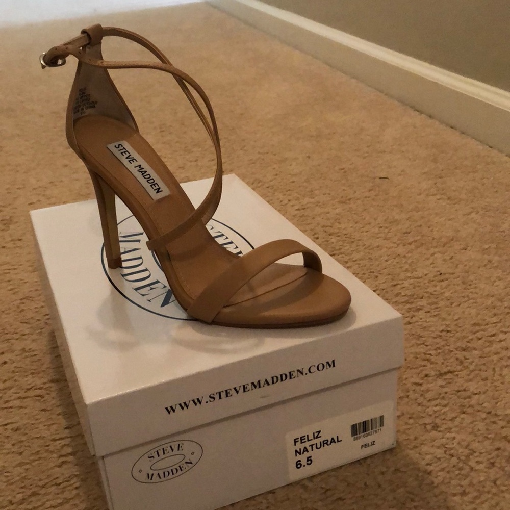 NWB Steve Madden Nude Stiletto Sandals